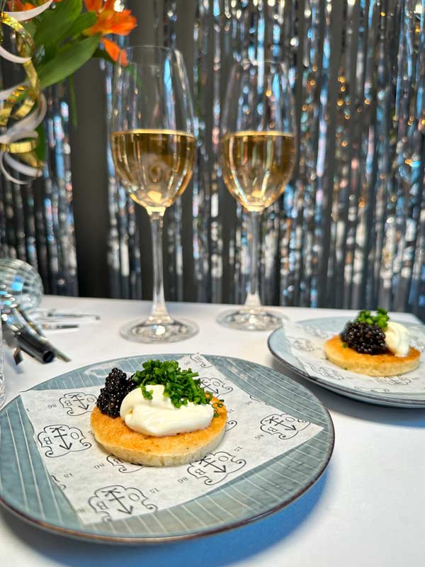 Årets nytårsmenu i Odense - snacks med kaviar